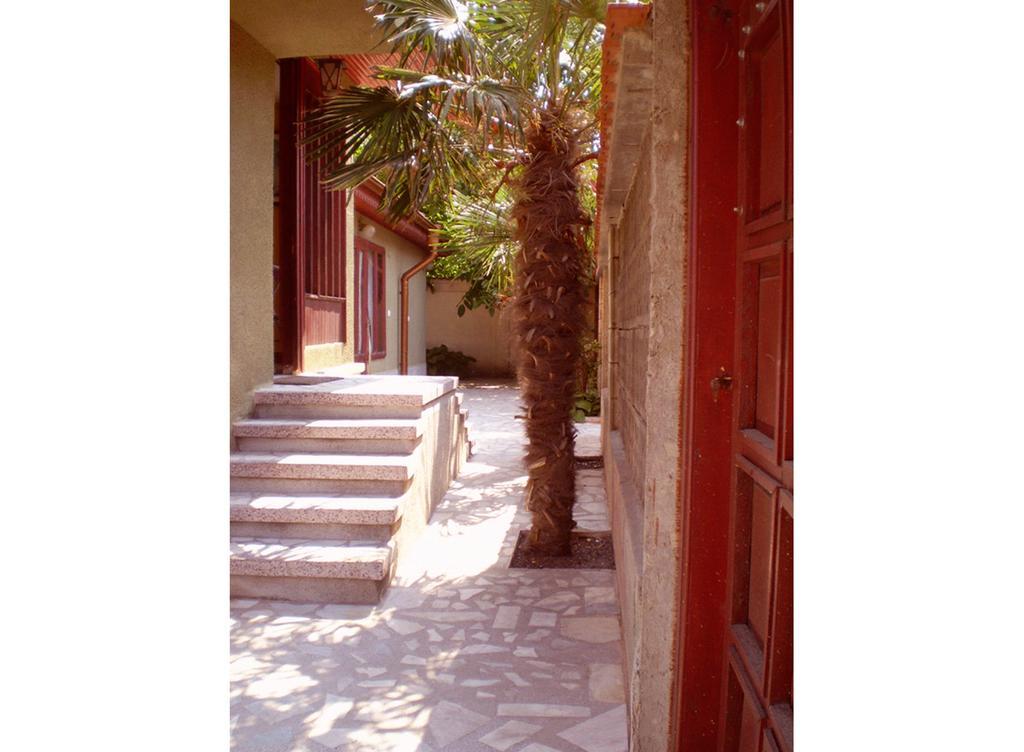 Guest House Yavorov Chernomorets Bagian luar foto