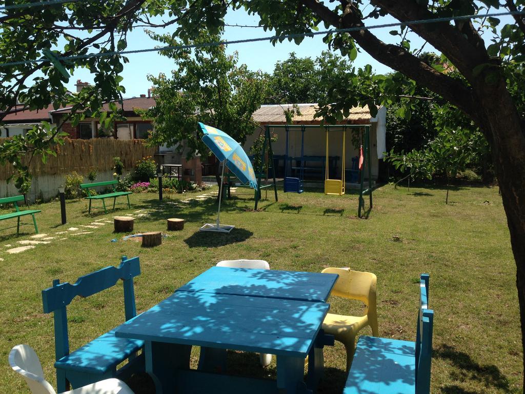 Guest House Yavorov Chernomorets Bagian luar foto